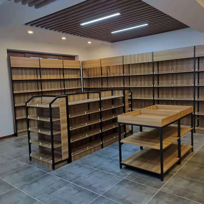 即墨古城旁古玩店選用鋼木貨架安裝實(shí)景